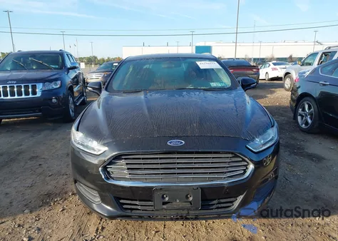 2013 Ford Fusion Se z USA, uszkodzony, nr VIN 3FA6P0H79DR154483